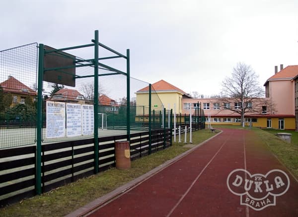 ZŠ a MŠ Antonína Čermáka — Venkovní hřiště 2